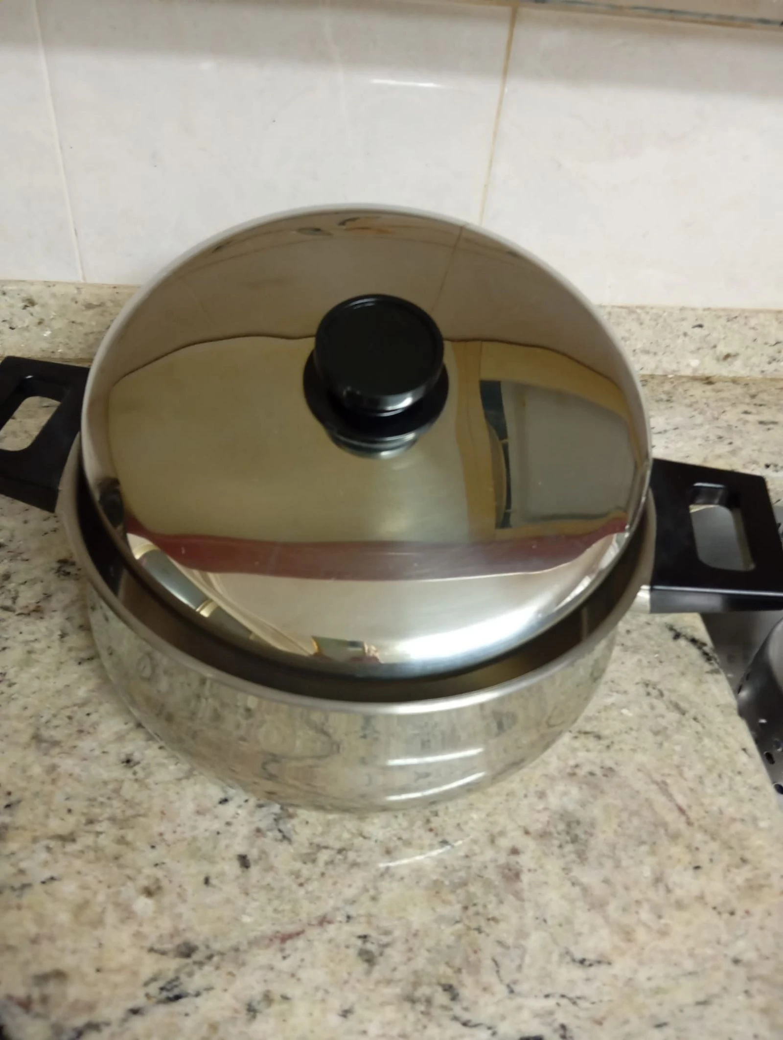 Cazuela. 25 cm diámetro. A estrenar!!!